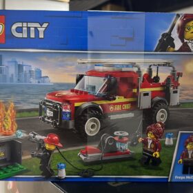 Lego 60231 City Fire Chief Response Truck