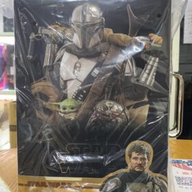 Hottoys TMS052 SP The Mandalorian and Grogu Set Deluxe Version