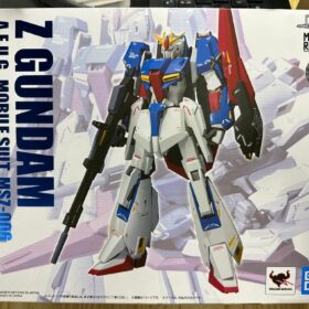 Metal Robot魂 Zeta Gundam Z Mobile Suit MSZ-006