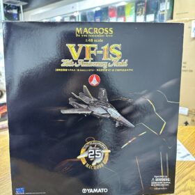 Yamato Macross VF-1S 25th Anniversary Model