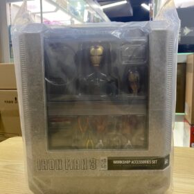 Hottoys ACS002 Ironman Workshop Accessories