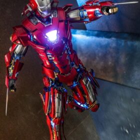 Hottoys MMS618 Iron Man Ironman 3 Silver Centurion Armor Suit Up Version