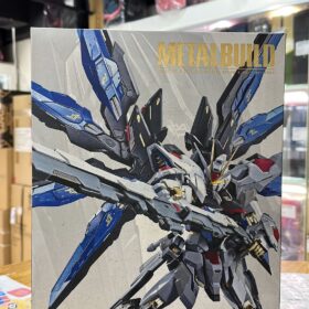 Bandai Metal build Strike Freedom Gundam