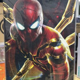 Hottoys MMS482 Iron Spider Spiderman Avengers Infinity War