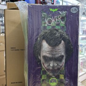Hottoys QS010 The Dark Knight The Joker