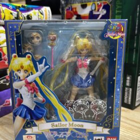 全新 Bandai S.H.Figuarts Shf Sailor Moon 超級水手 美少女戰士 月野兔 劇場版