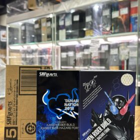 Bandai S.H.Figuarts Shf Kamen Rider Build Rabbittank Hazard Form