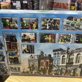 Lego 10251 Brick Bank Creator Modular Building