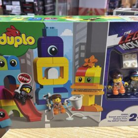 Lego 10895 Emmet And Lucy Visitors From The Duplo Planet