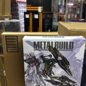 Bandai Metal Build Lightning Striker Pack Strike Gundam