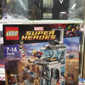Lego 76038 Attack On Avengers Tower Avengers Age Of Ultron Marvel Superheroes