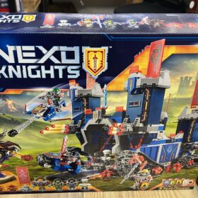 全新 Lego 70317 NEXO Knights The Fortrex