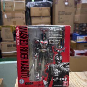 Bandai S.H.Figuarts Shf Masked Rider Kabuto Hyper Form