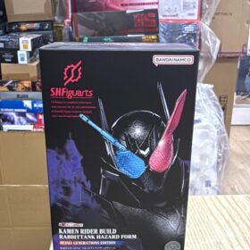 Bandai S.H.Figuarts Shf Kamen Rider Build Rabbittank Hazard From Heisei Generations Edition