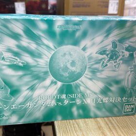 Bandai Robot Spirits Robot Turn A Gundam VS Turn Gundam