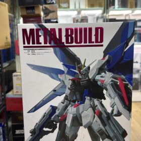 Bandai Metal Build Freedom Gundam ZGMF-X10A