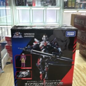 全新 Takara Tomy Diaclone Gridman Universe 02 Diaclone VS. Gridman Ver戴亞克隆 微星小超人 變形金剛 電光超人