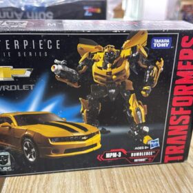 Takara Tomy Transformer MPM-3 Masterpiece Bumblebee