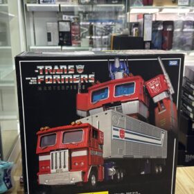 Takara Tomy Transformer MP-4 Masterpiece Convoy