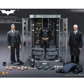 Hottoys MMS236 The Dark Knight Batman Armory With Bruce Wayne And Alfred Pennyworth
