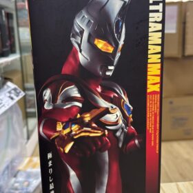 Bandai Returned Ultra 1/6 Ultraman Max