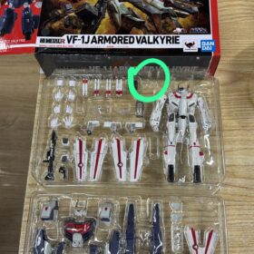 開封品 缺支架粒 Bandai Hi-Metal R VF-1J Armored Valkyrie Macross 一条輝專用機 超時空要塞