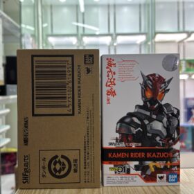 開封品 Bandai S.H.Figuarts Shf Kamen Rider Ikazuchi 滅亡迅雷 雷 假面騎士 幪面超人