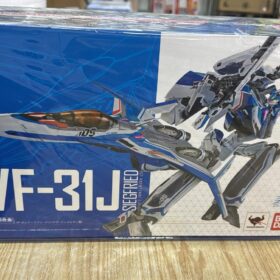 Bandai DX Chogokin VF-31J Macross Delta Siegfried Hayate Immelmann Use