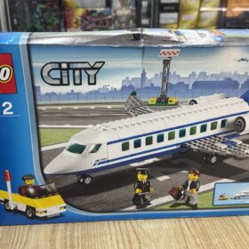 全新 盒殘 Lego 3181 Passenger Plane City 城市系列 客機