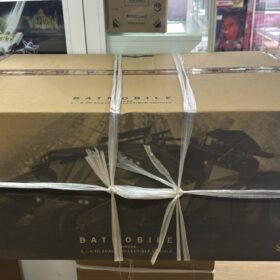 全新 Hottoys MMS596 Batman Begins Batmobile 蝙蝠俠 開戰時刻 蝙蝠車